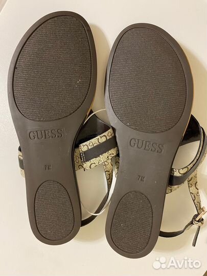 Сандалии босоножки Guess