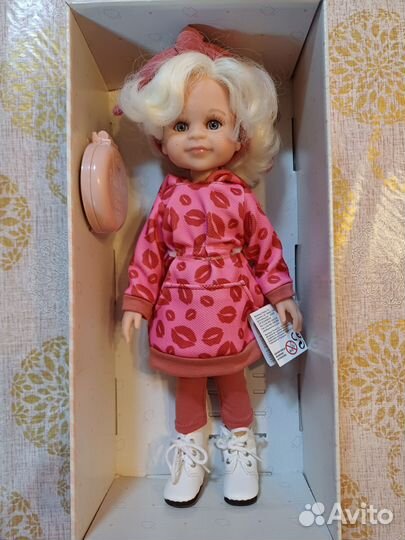 Paola reina аутфит,Монро