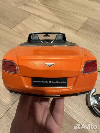 Машина Bentley Continetal GT на радиоуправ. 1:12