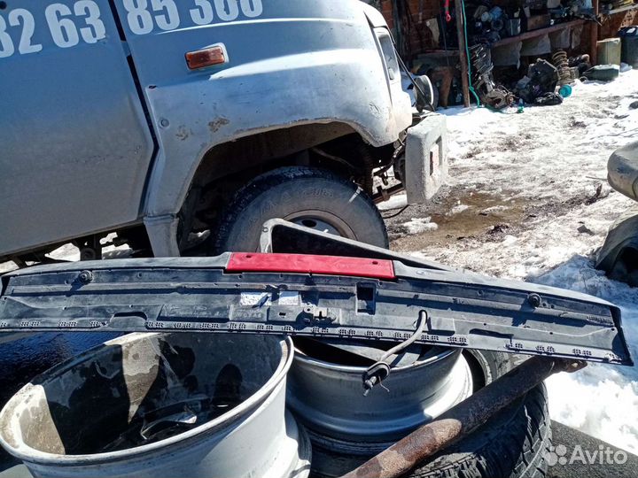 Спойлер крышки багажника форд фокус.с мах