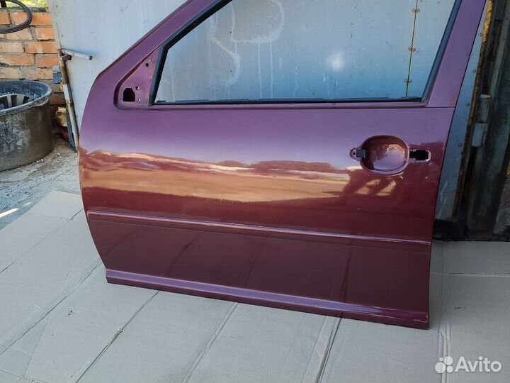 Дверь передняя левая Volkswagen Golf 4