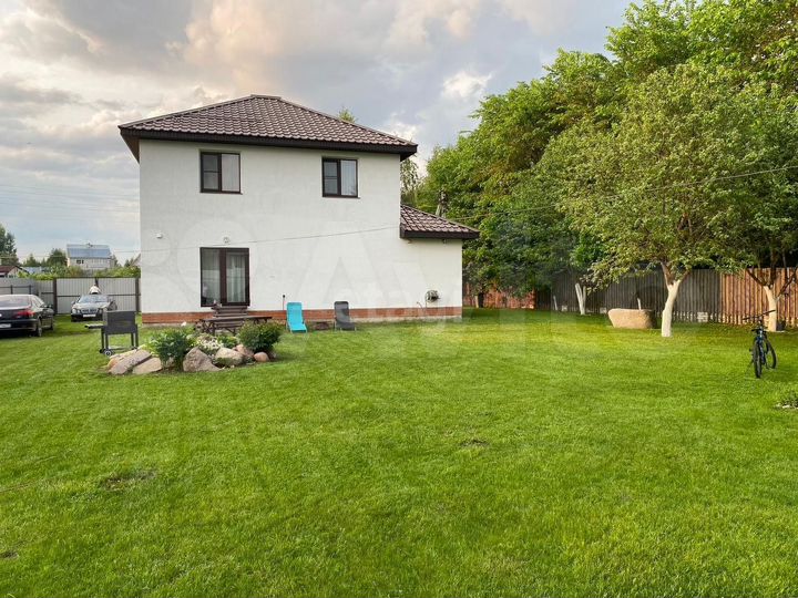 Коттедж 129,4 м² на участке 9,2 сот.