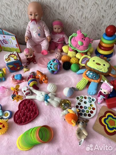 Развивающие игрушки пакетом