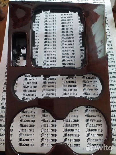 Накладка на консоль АКПП VW Touareg