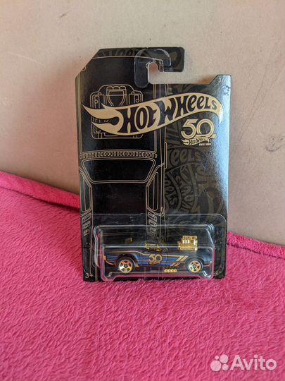 Машинка Hot Wheels Rodger Dodger