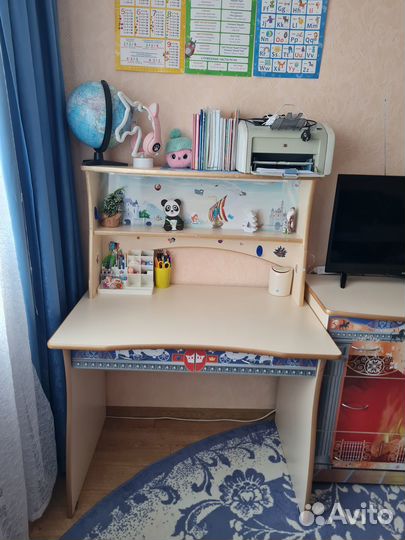 Комплект детской мебели для девочки