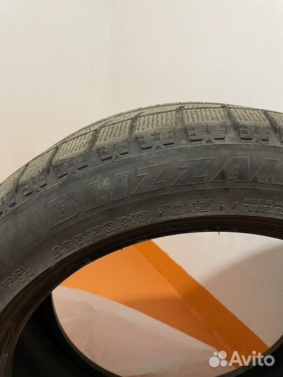 Bridgestone Blizzak Revo GZ 225/50 R17 94S