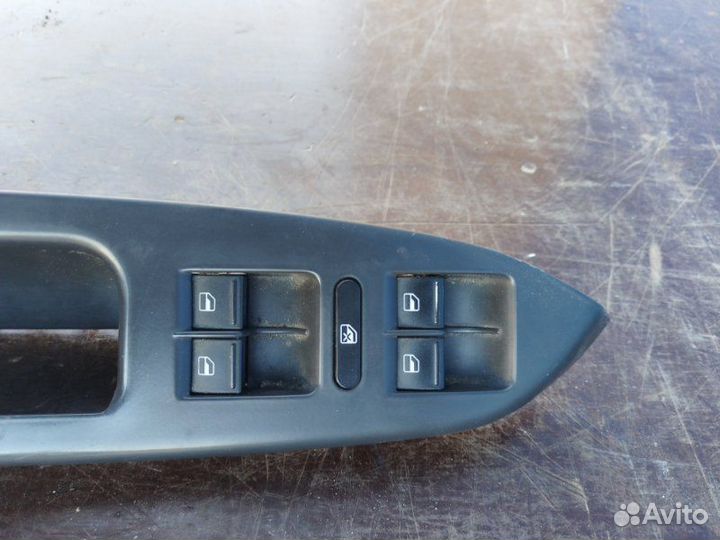 Блок управления стеклами Volkswagen Touran 1