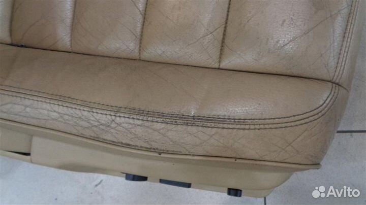 Сиденье переднее правое Volkswagen Touareg 2002-2