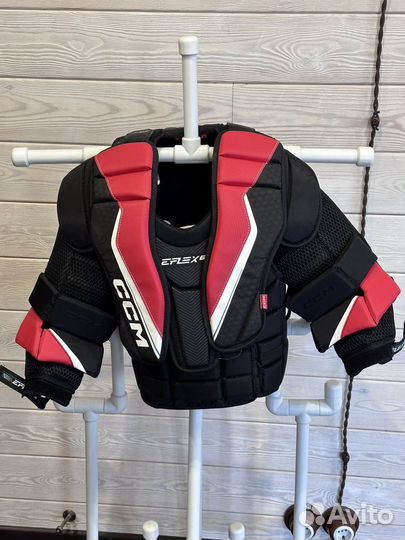 Нагрудник вратарский CCM