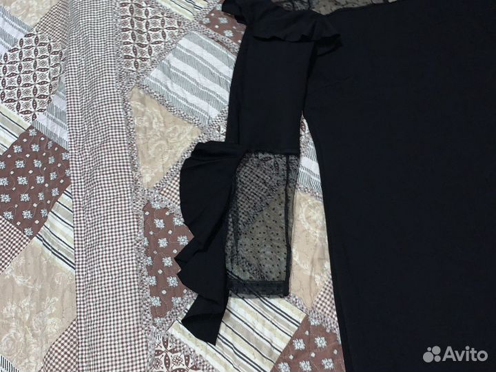 Вечернее черное платье
