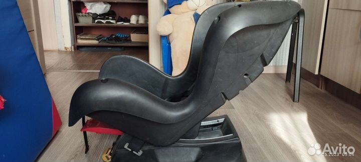 Автокресло (каркас, без чехла)