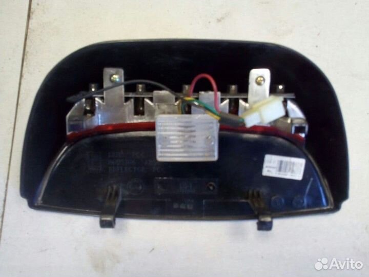 Фонарь задний стоп сигнал Geely MK