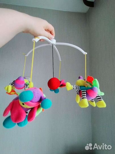 Мобиль,музыкальная карусель