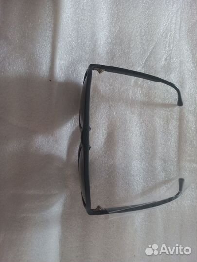 Солнцезащитные очки