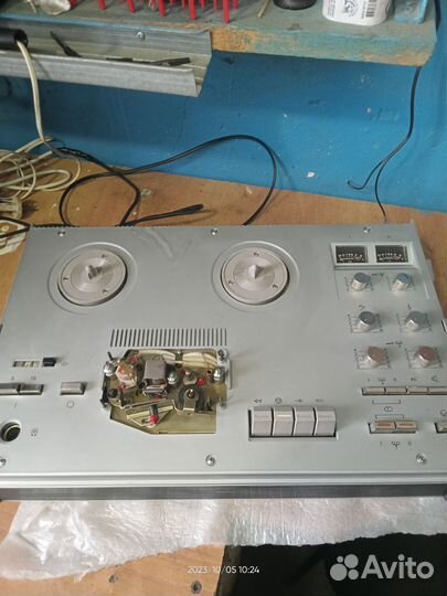 Катушечный магнитофон эльфа 201-3 стерео