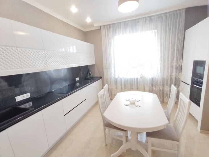2-к. квартира, 65 м², 12/22 эт.