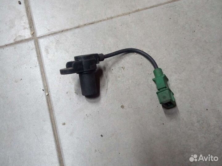 Датчик положения распредвала Hyundai/KIA