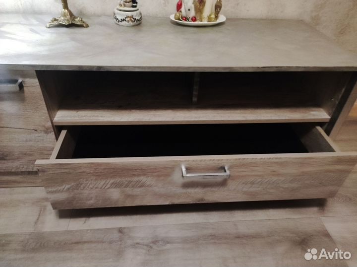 Тумба под телевизор бу
