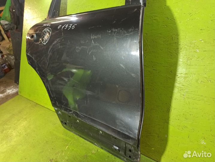 Дверь задняя правая Volkswagen Tuareg 7L