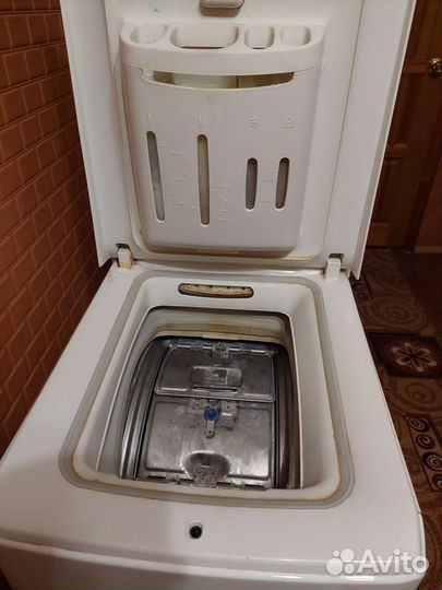 Стиральная машина с вертикальной загрузкой