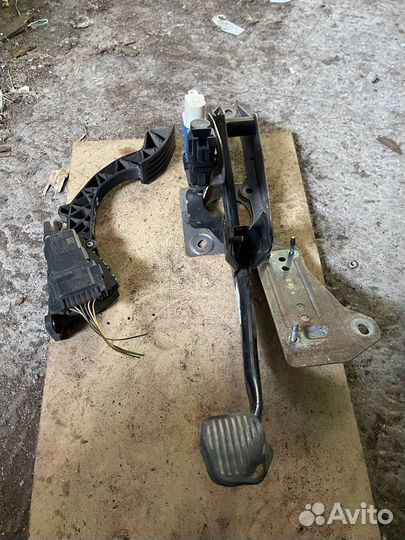 Педаль газа тормоза Ford Focus 2 Форд фокус 2