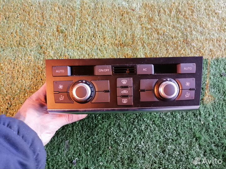 Блок управления климат-контролем 4F2820043T Audi A