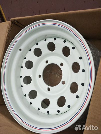 Новые диски Ikon R15 на УАЗ, Ниву