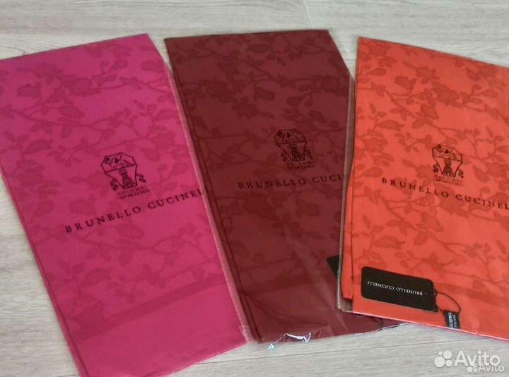 Платок розовый Шелк Brunello 12 цветов