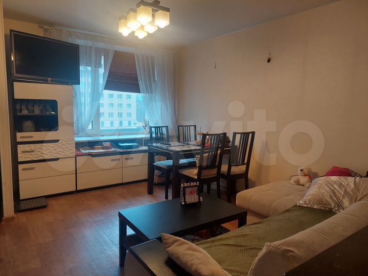 2-к. квартира, 59,8 м², 4/9 эт.