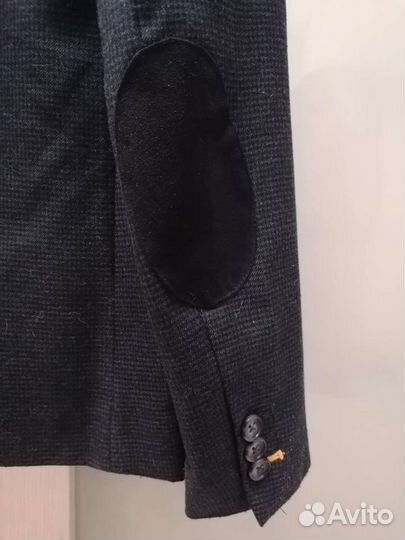 Пиджак. Акула и Van Cliff. 128 рост