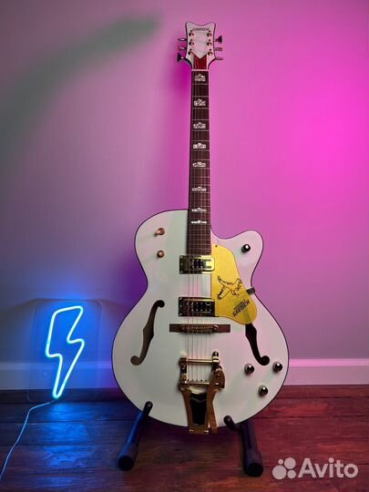 Полуакустическая гитара Gretsch Falcon