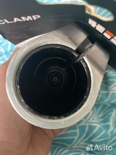 Зажим для трюкового самоката