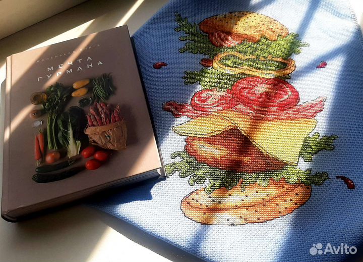 Картина вышитая крестом