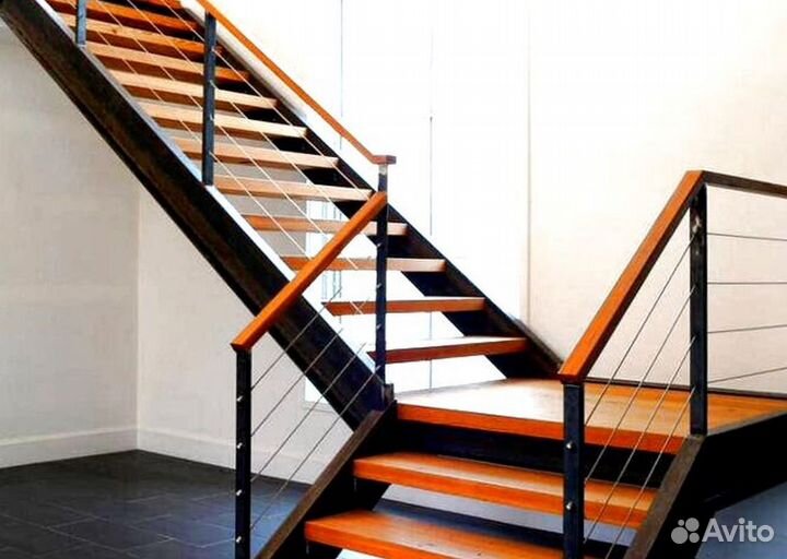 Металлическая лестница дизайн 5505