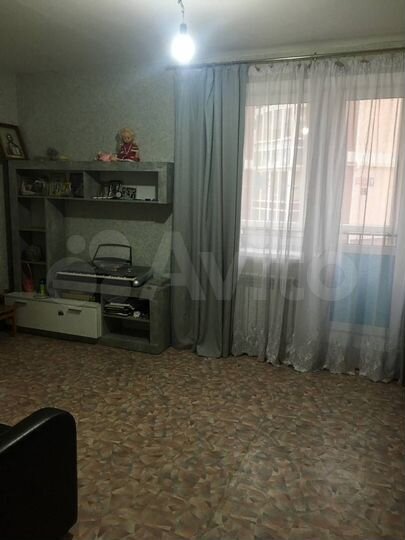 2-к. квартира, 52 м², 1/3 эт.