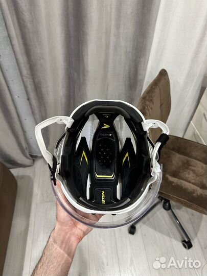 Хоккейный шлем и трусы хоккейные взрослые