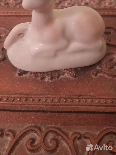 Олененок фарфор