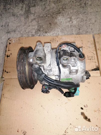 Ssangyong kyron б/у двигатель компл. Без головки