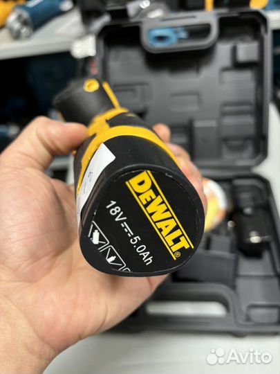 Мини ушм Dewalt Болгарка