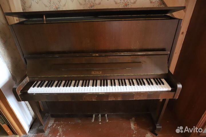 Пианино Petrof 125-1