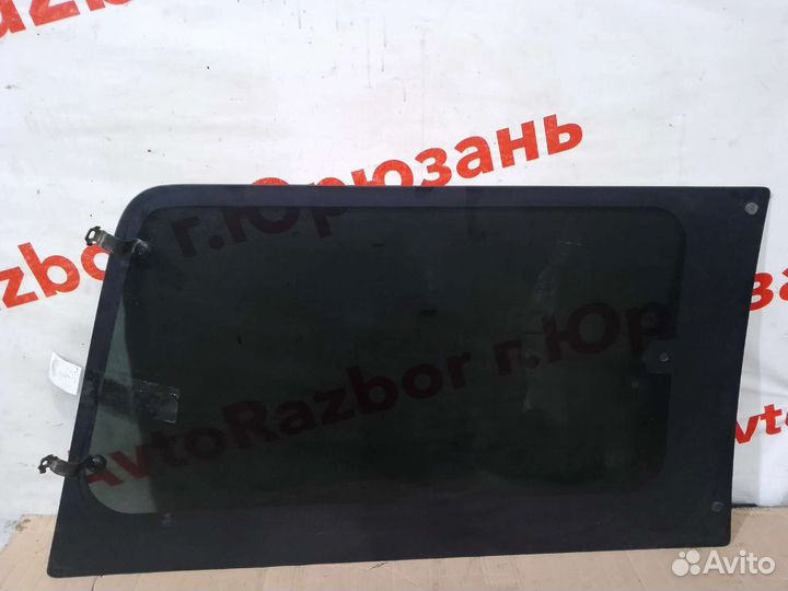 Стекло боковой двери mazda bongo friendee