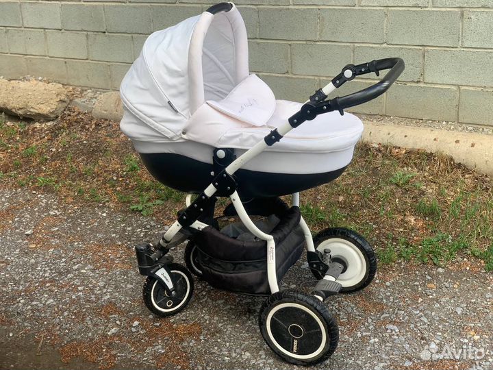 Коляска 2 в 1 lonex sweet baby
