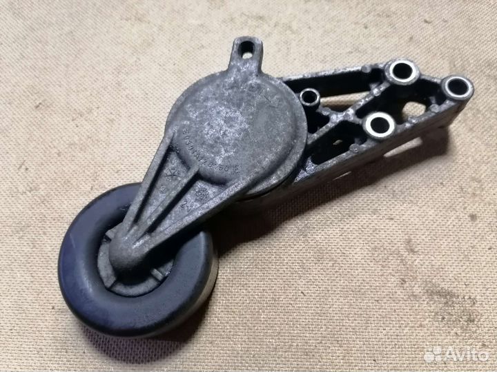 Натяжитель ремня генератора Audi, VW, 058903133C