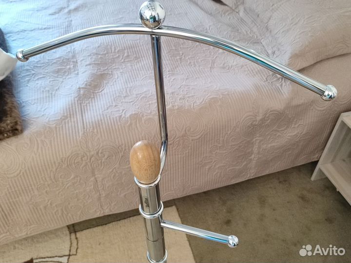 Вешалка напольная