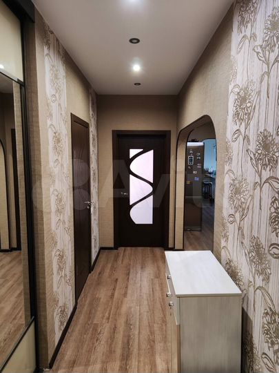 4-к. квартира, 92 м², 1/12 эт.