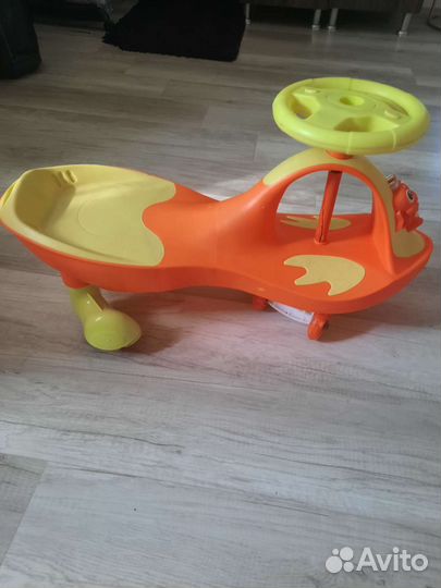 Машинка бибикар