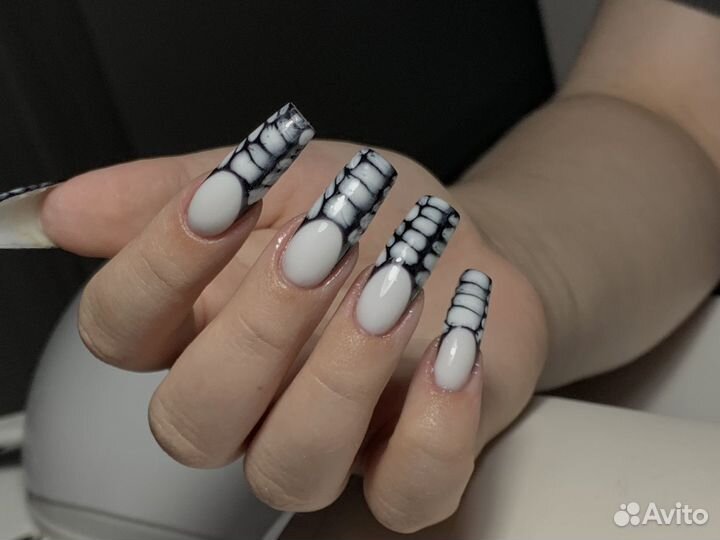 Наращивание ногтей, модель на маникюр, гель лак