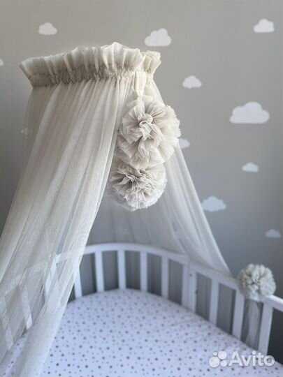 Балдахины серые, светло-розовые и шоколадные