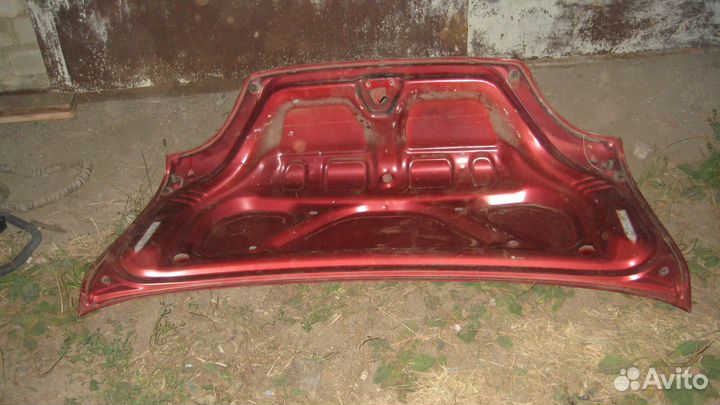 Крышка багажника Хендай Лантра/Элантра-2